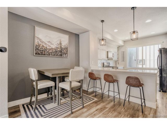 5594 W 10th Pl, Lakewood, CO 80214