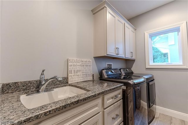 8315 Sanctuary Drive, Kirtland Hills, OH 44060