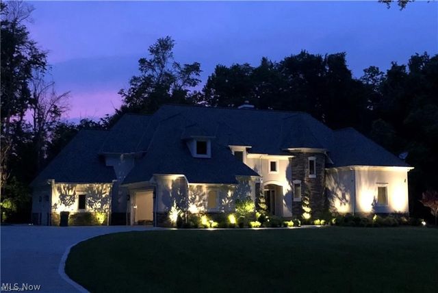 8315 Sanctuary Drive, Kirtland Hills, OH 44060