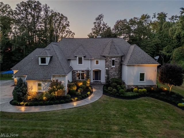 8315 Sanctuary Drive, Kirtland Hills, OH 44060