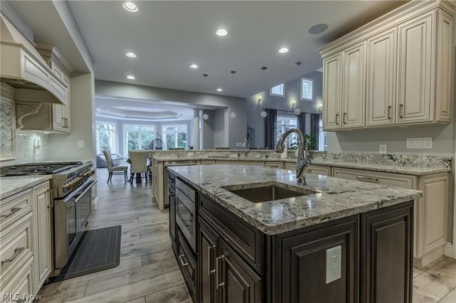 8315 Sanctuary Drive, Kirtland Hills, OH 44060