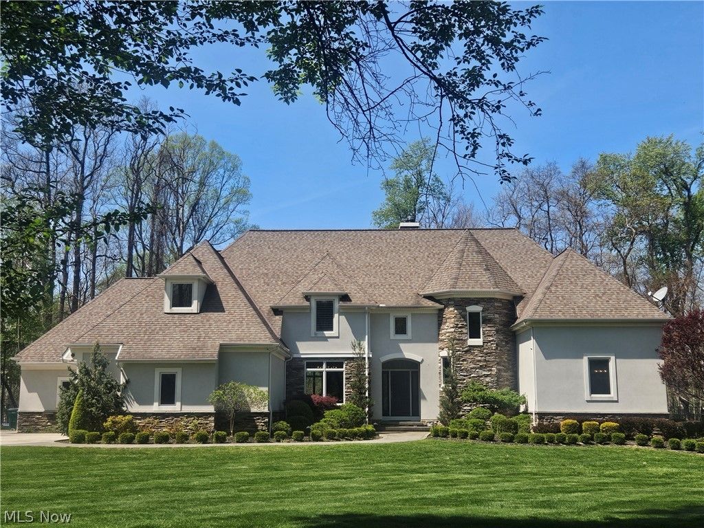 8315 Sanctuary Drive, Kirtland Hills, OH 44060