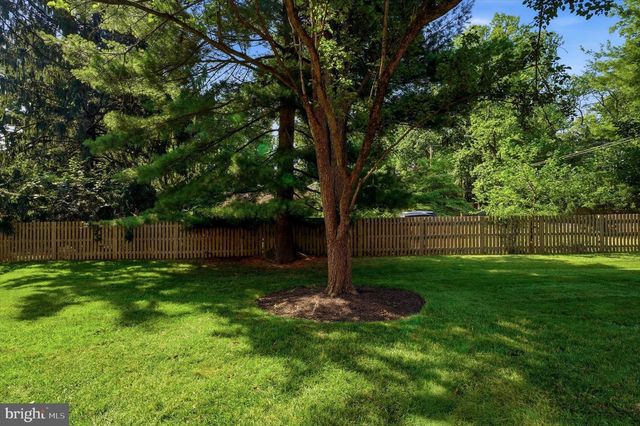 44 LANDMARK DR, Malvern, PA 19355