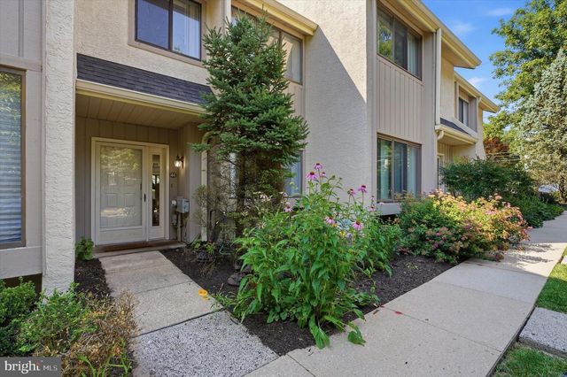 44 LANDMARK DR, Malvern, PA 19355