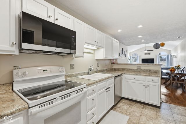 6703 Bridgefield Way, Indianapolis, IN 46254