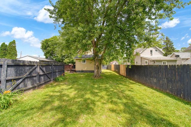 228 N Thompson Street, Jackson City, MI 49202