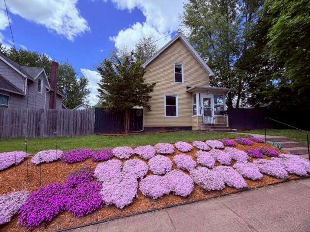 228 N Thompson Street, Jackson City, MI 49202