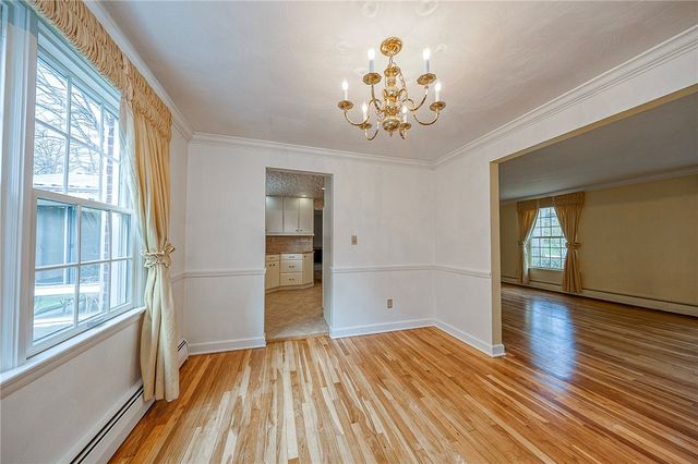 725 12th St, Oakmont, PA 15139