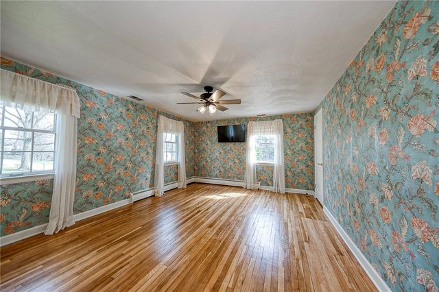 725 12th St, Oakmont, PA 15139