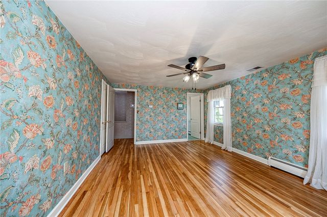 725 12th St, Oakmont, PA 15139