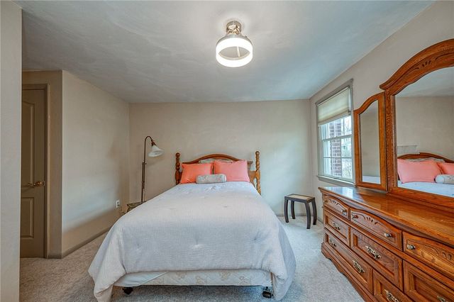 725 12th St, Oakmont, PA 15139