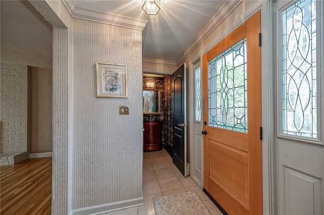 725 12th St, Oakmont, PA 15139