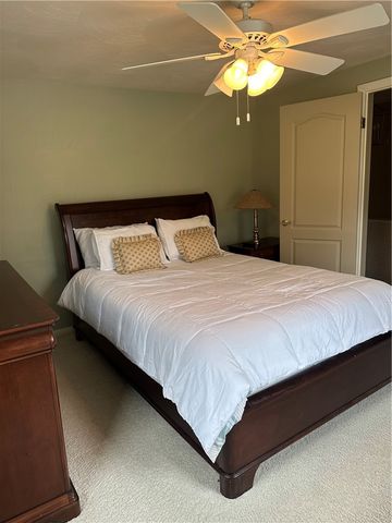 725 12th St, Oakmont, PA 15139