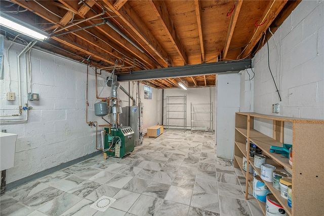 725 12th St, Oakmont, PA 15139