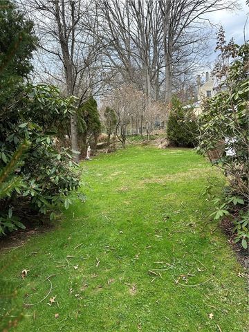 725 12th St, Oakmont, PA 15139