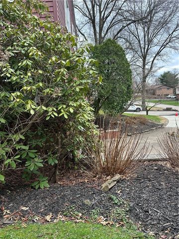 725 12th St, Oakmont, PA 15139