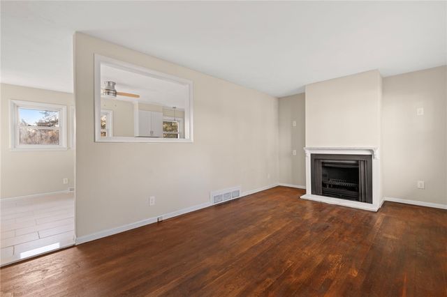 50 Indian Run Trail, Smithfield, RI 02917