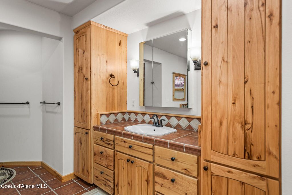 6584 E Burma Rd, Harrison, ID 83833 photo 36