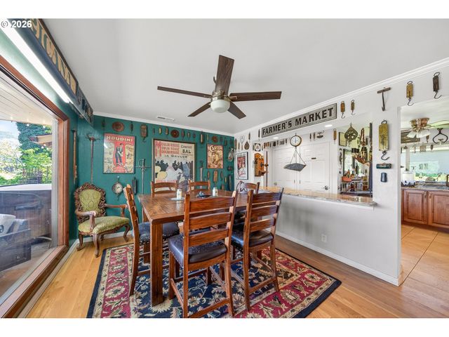 250 RUCKLES Dr, Myrtle Creek, OR 97457