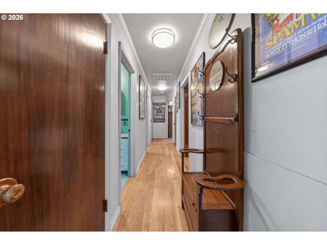 250 RUCKLES Dr, Myrtle Creek, OR 97457