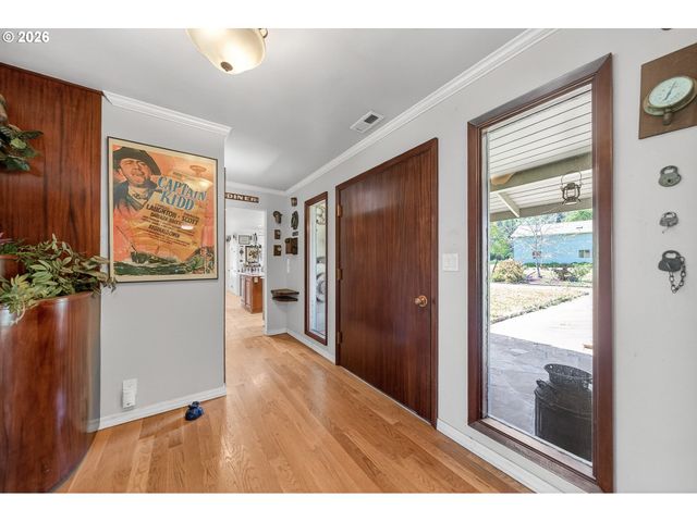 250 RUCKLES Dr, Myrtle Creek, OR 97457