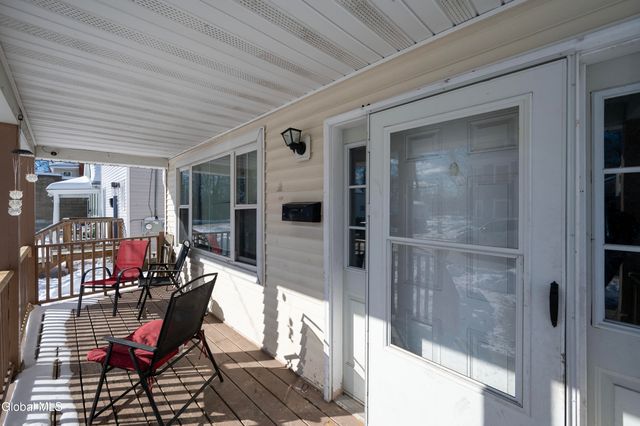 546 Paige Street, Schenectady, NY 12307