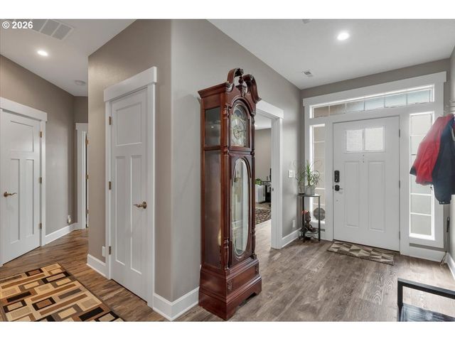 680 Nw 11TH Ave, Canby, OR 97013