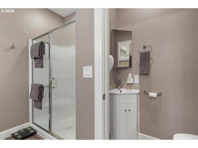 680 Nw 11TH Ave, Canby, OR 97013