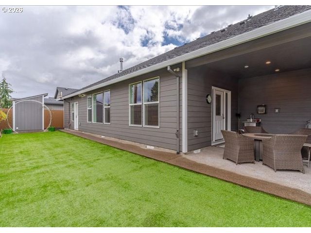 680 Nw 11TH Ave, Canby, OR 97013