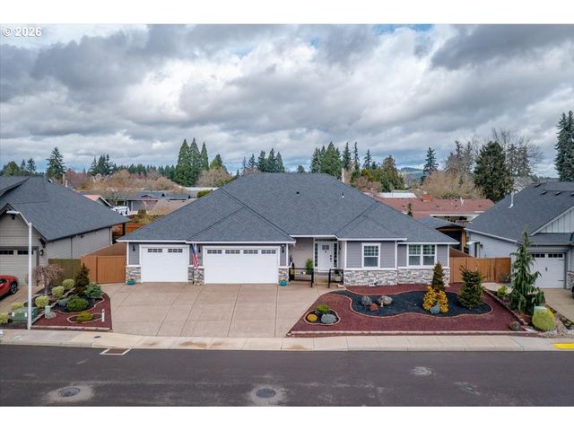 680 Nw 11TH Ave, Canby, OR 97013