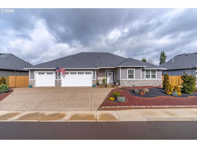 680 Nw 11TH Ave, Canby, OR 97013