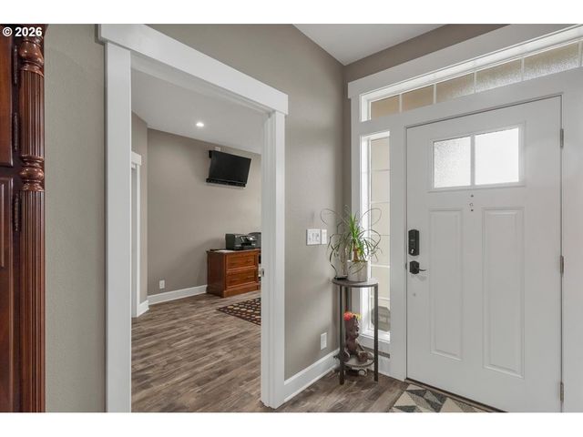 680 Nw 11TH Ave, Canby, OR 97013