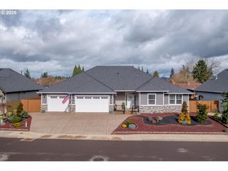 680 Nw 11TH Ave, Canby, OR 97013