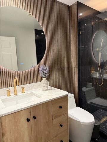 1085 River Birch St, Hollywood, FL 33019