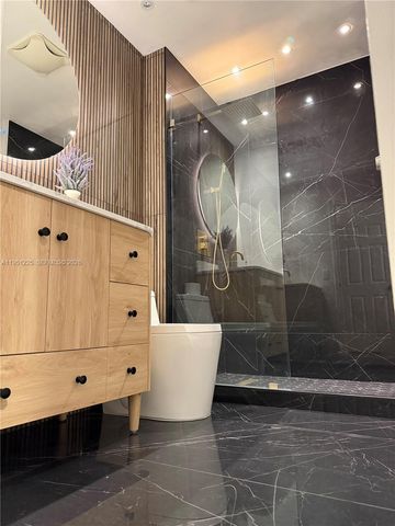 1085 River Birch St, Hollywood, FL 33019