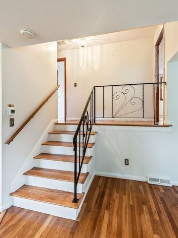 156 Hovendon Ave, Brockton, MA 02302