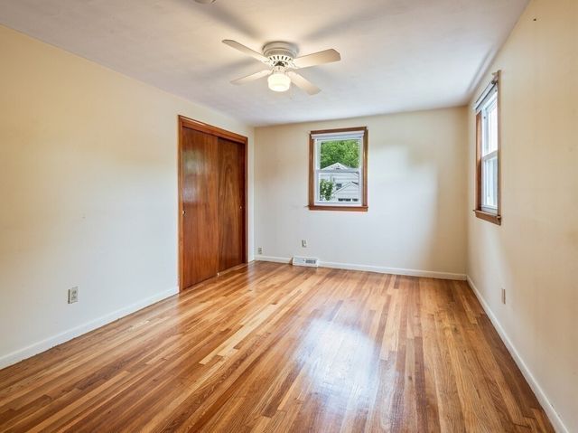 156 Hovendon Ave, Brockton, MA 02302
