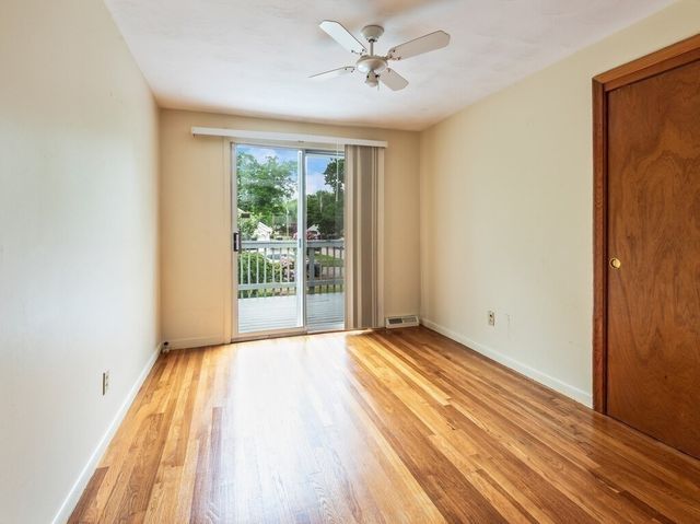 156 Hovendon Ave, Brockton, MA 02302