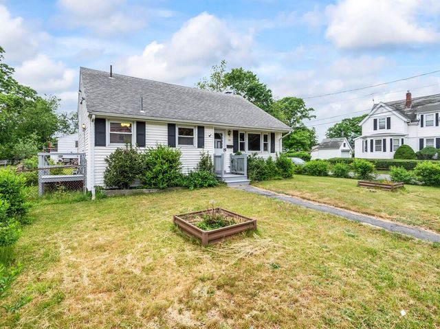 156 Hovendon Ave, Brockton, MA 02302