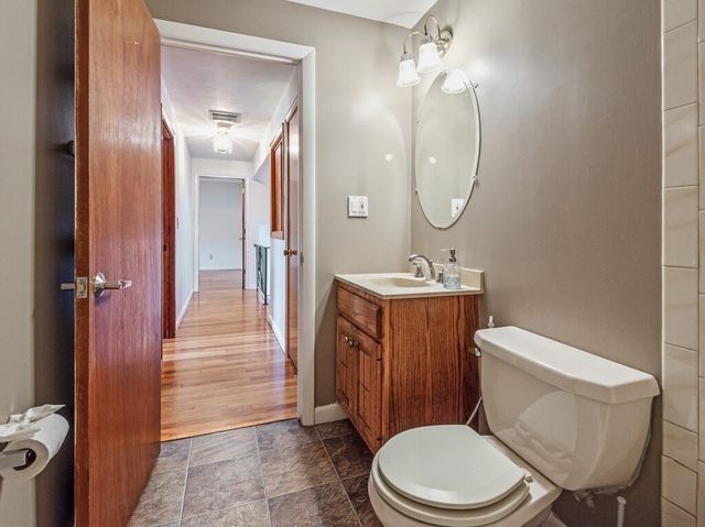 156 Hovendon Ave, Brockton, MA 02302