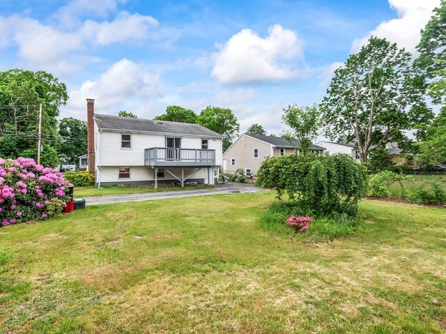 156 Hovendon Ave, Brockton, MA 02302