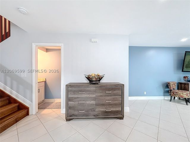10977 Long Boat Dr 10977, Cooper City, FL 33026