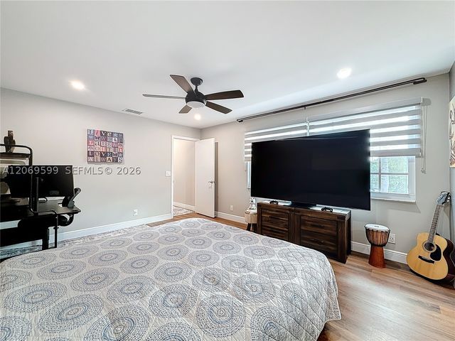 10977 Long Boat Dr 10977, Cooper City, FL 33026