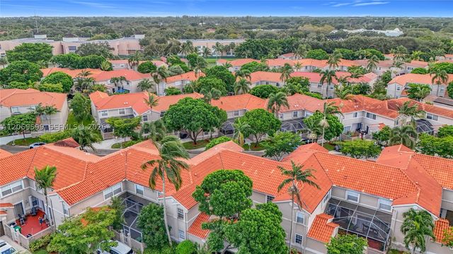 10977 Long Boat Dr 10977, Cooper City, FL 33026