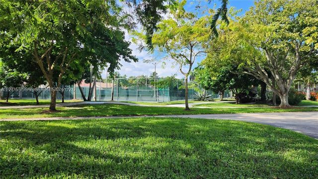 10977 Long Boat Dr 10977, Cooper City, FL 33026