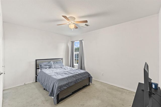 9439 Gnarled Chestnut Court, Houston, TX 77075