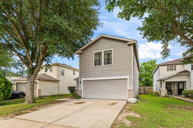 9439 Gnarled Chestnut Court, Houston, TX 77075