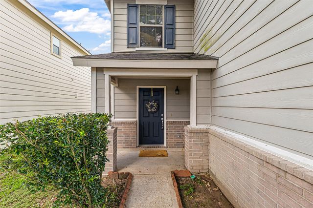 9439 Gnarled Chestnut Court, Houston, TX 77075