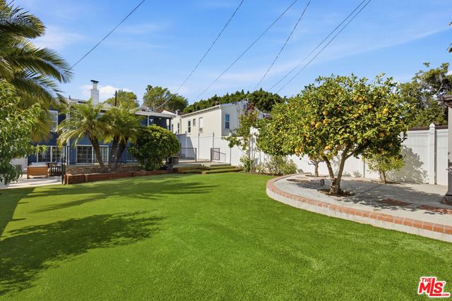 4250 York Boulevard, Los Angeles, CA 90065
