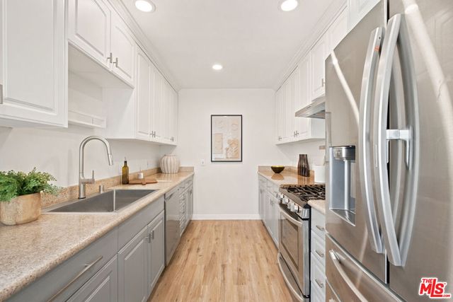 4250 York Boulevard, Los Angeles, CA 90065